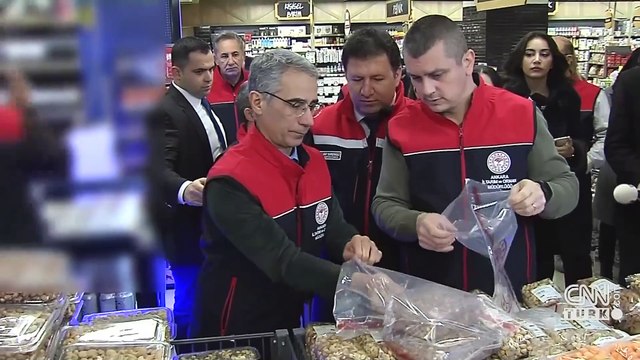 Yılbaşı öncesi gıda denetimleri: Bakan Yumaklı'dan açıklamalar