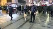 İstiklal Caddesi’nde atlı ve köpekli polislerden yılbaşı denetimi
