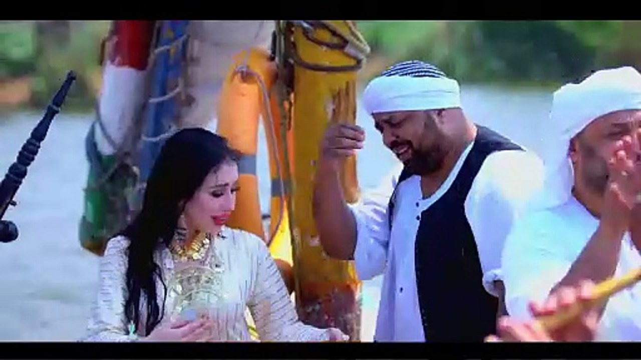 Hegazy Metkal - Btnadeny Tany Leh ( Video Clip ) _ ( حجازى متقال - بتنادينى تانى ليه ( فيديو الكليب