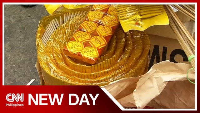 Tondo residents welcome New Year with firecrackers despite ban