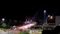Show de fogos silenciosos marca virada de ano em Brasília