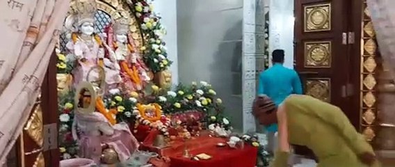 नववर्ष पर राम दरबार में माथा टेकने पहुंचे श्रद्धालु