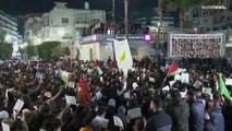 الفلسطينيون يتظاهرون ليلة رأس السنة في رام الله تضامنا مع أبناء شعبهم في غزة