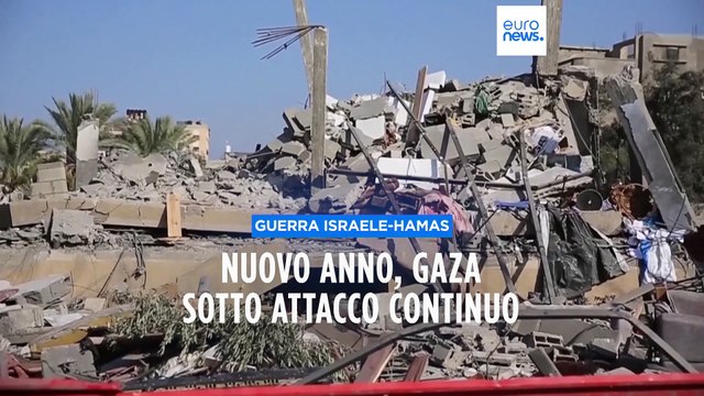 Gaza: Israele attacca, si intensifica l'esodo degli sfollati a sud della Striscia
