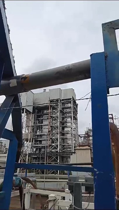 Tightening with wire