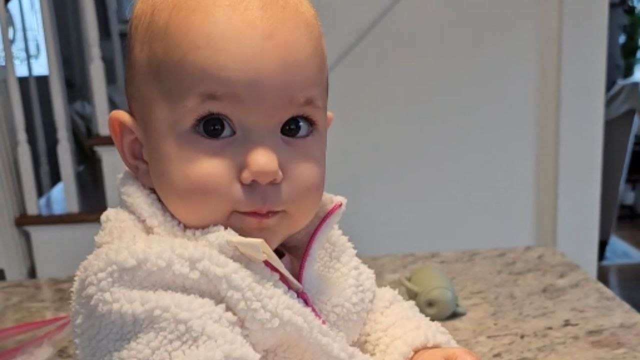 Adorable Baby Girl Loses Herself To The Music When Mom Plays Her 