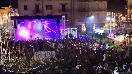 Capodanno 2024, la festa in piazza a Forte dei Marmi