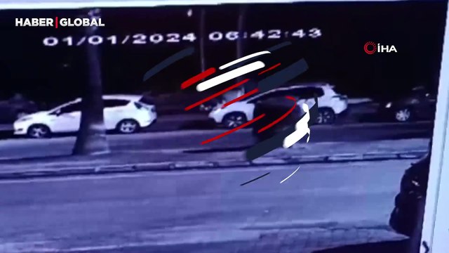 Yılbaşı kutlamaları sırasında havai fişekler kontrolden çıktı ortalık savaş alanına döndü