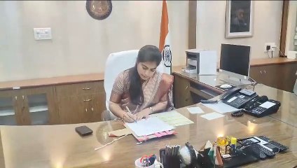 आईएएस अधिकारी सोनिया मीना ने लिया कलेक्टर का पदभार