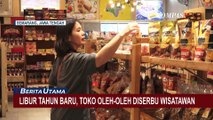 Toko Oleh-oleh Diserbu Wisatawan saat Libur Tahun Baru, Penjualan Meningkat Hingga 80 Persen!