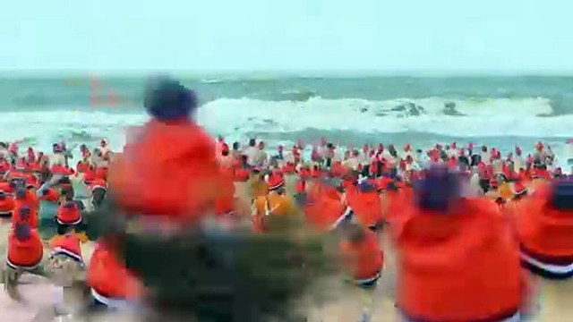 'Mergulho de Ano Novo' em meio ao gelado inverno da Holanda