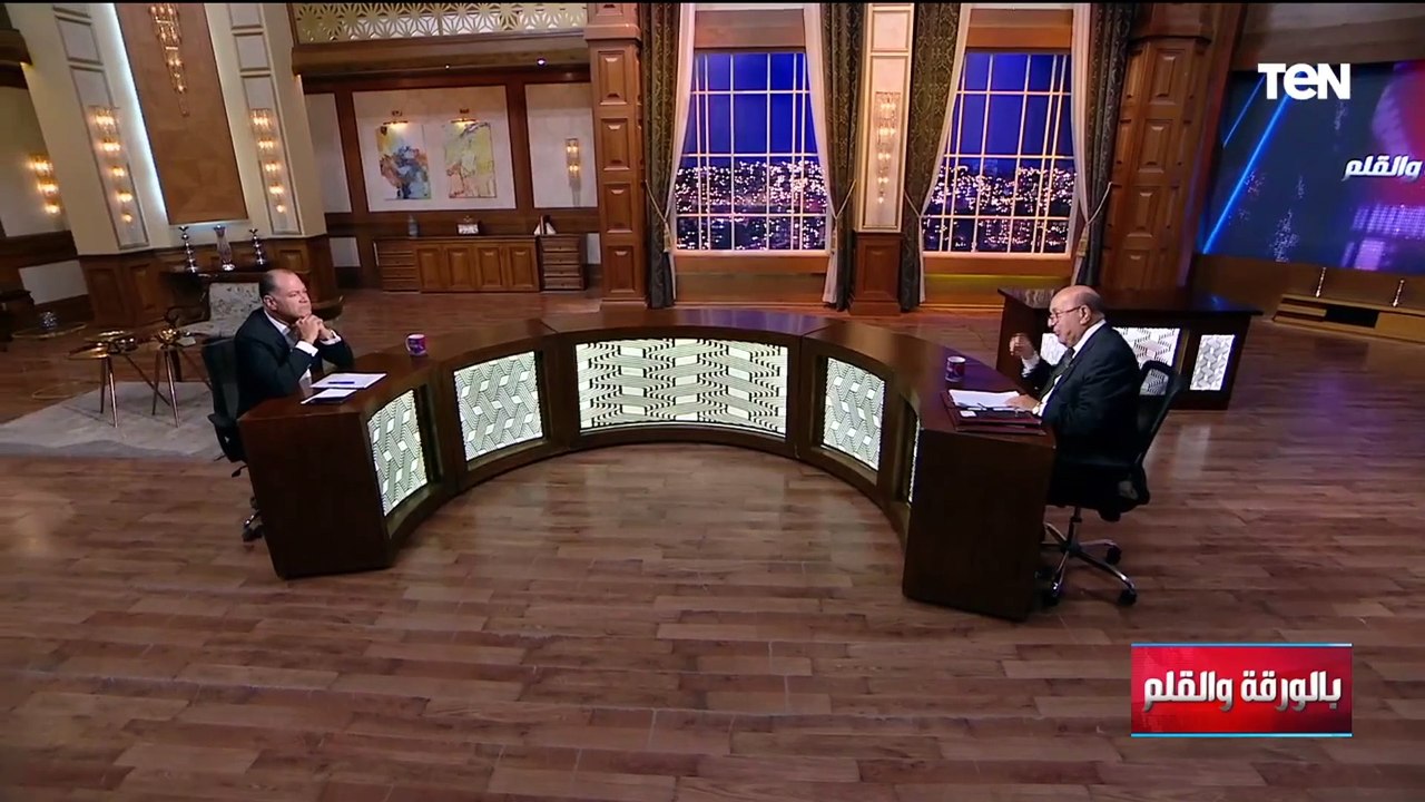 الشاعر أحمد تيمور يتلو أبيات شعر مؤثرة.. بابا نويل وعنتره