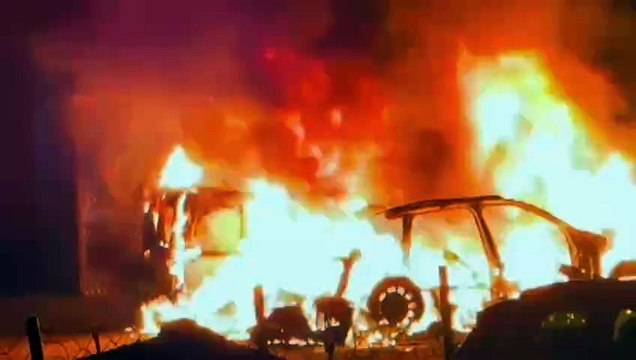 Montchanin : Voitures en feu sur le parking de la gare SNCF (1er janvier 2024)