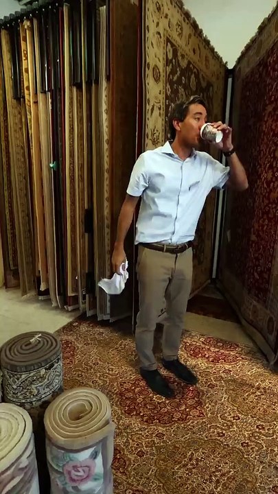 Cleaning a RUG spill - satisfying Zach king magical videos.