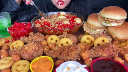 ASMR EATING SPICY NOODLES,FRIED CHICKEN,POTATO SMILEYS,CHICKEN BURGE_y_null