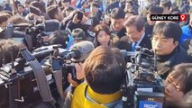 Güney Kore'de ana muhalefet lideri bıçaklı saldırıya uğradı
