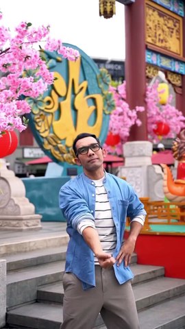 profil  Indra Herlambang, presenter tampan yang sampai saat ini masih jomlo di usia 46 tahun