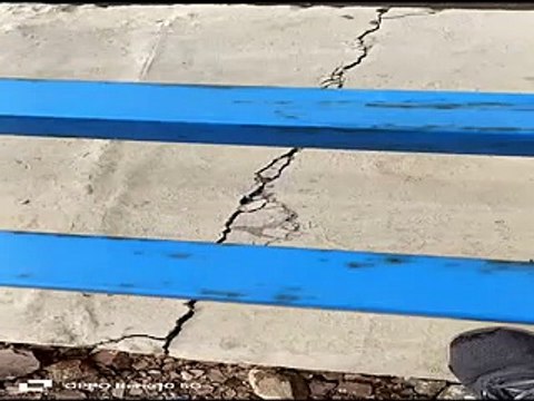 10 करोड़ की लागत से दीवार का निर्माण, पांच माह में आ गई दरार-video