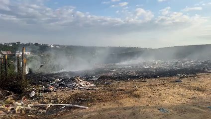Incêndio atinge lixão em Jacarecica, em Maceió