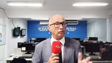 Nos bastidores políticos, não há férias de verão
