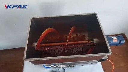 Remplisseuse de pâtes semi-automatique avec réservoir de mélange (trémie en U)