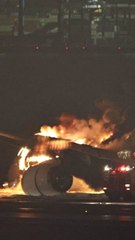 일본항공기 충돌 사고, 379명 승객 모두 무사히 탈출한 비결은? ✈️