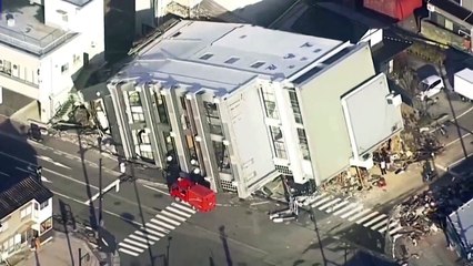 Japonya'daki depremde yıkımın görüntüleri ortaya çıktı