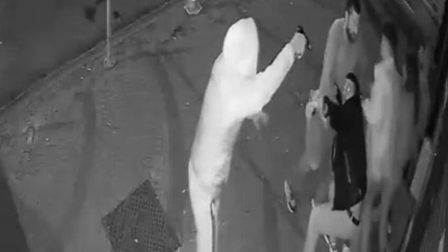 Ümraniye'de aracı tartıştığı kişilerin üzerine sürdü; olayın öncesine ait yeni görüntüler ortaya çıktı