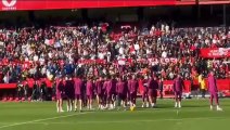 Sergio Ramos entrena y 'canta' para deleite de los aficionados sevillistas