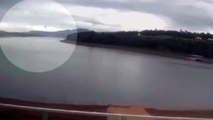 Helicóptero com quatro pessoas a bordo cai em lago