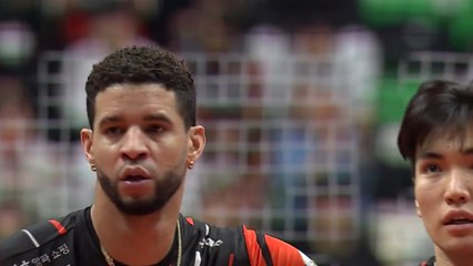 '레오 47득점' OK저축은행, 삼성화재에 승리 / YTN