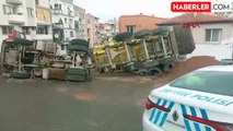 İzmir'de harfiyat kamyonu devrildi