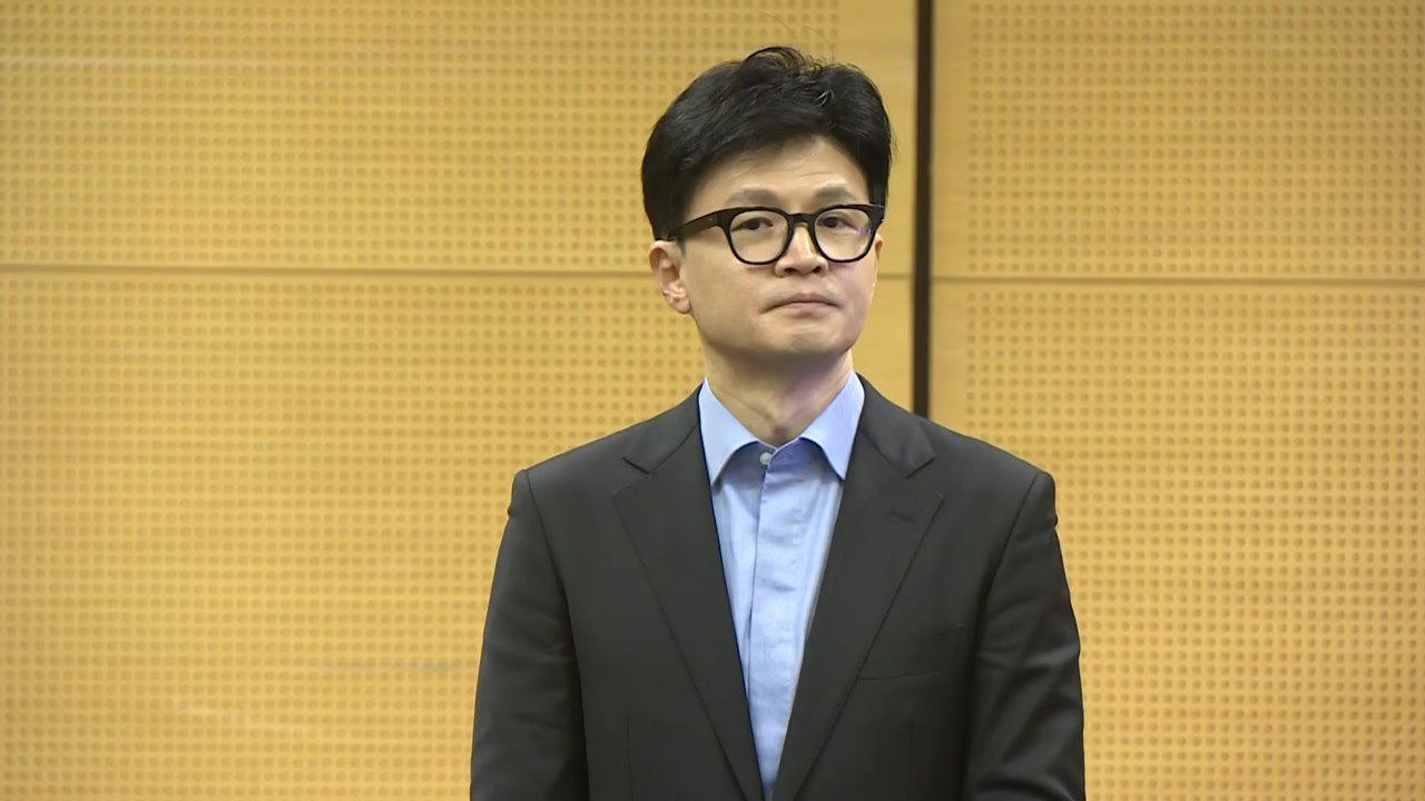 한동훈, 이재명 피습에 "절대로 있어선 안 될 일...쾌유 기원" / YTN