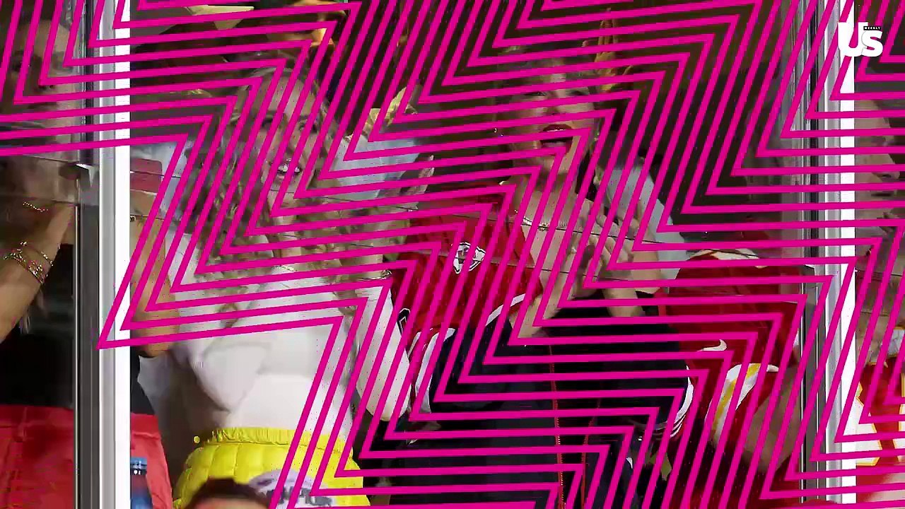 Taylor Swift & Travis Kelce NYE PDA Details Revealed