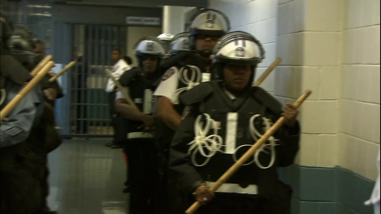 How do they run New York's Rikers Island, one of the biggest Jail in the World?
