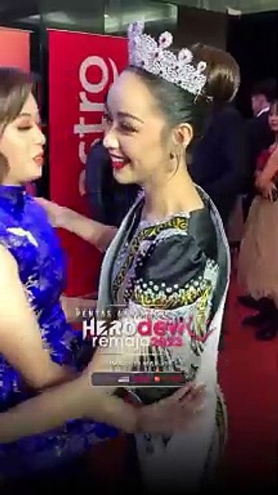[LIVE] Juara Dewi Remaja 2022 Tracie Bakal 'Menurun' Takhta