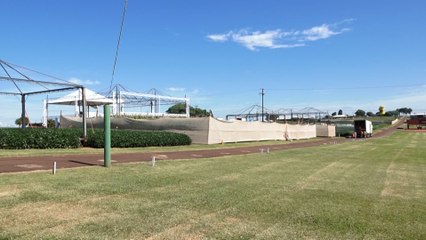 Estandes para o Show Rural 2024 começam a ser montados