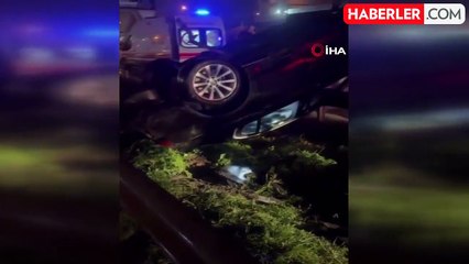 D-100'de bariyerleri aşan otomobil takla attı: 1 yaralı