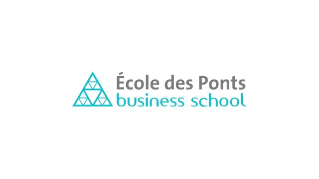 CHRISTOPHE MARIANI PDG COCA MARIANI ET ENSEIGNE LHISTOIRE MARIANI A L'ÉCOLE DES PONTS ET CHAUSSÉES PARIS TECH