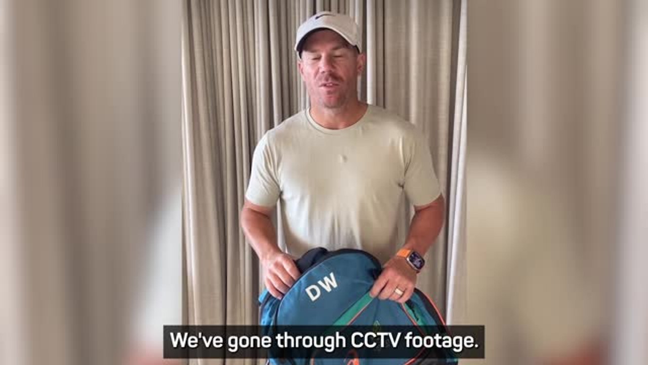 David Warner calls for missing Baggy Greens