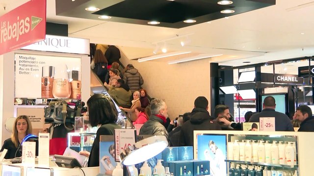 Comienzan las rebajas de enero tras las compras de Navidad