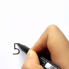 Drawing a cat easily using 4 numbers