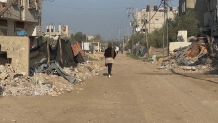 فنانون فلسطينيون يعودون للحياة من تحت الركان ويوثقون بريشتهم مآسي غزة