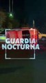 #Preliminar Una camioneta tipo Sprinter volcó sobre la autopista Zapotlanejo-Guadalajara, tras impactar contra una cola de caimán; al menos ocho personas resultaron lesionadas, entre ellas varios menores de edad #GuardiaNocturna