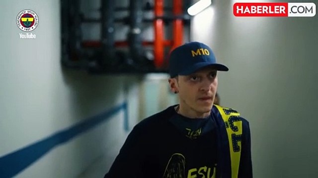 Herkes Neden? diye soruyor! Mesut Özil'den yıllar sonra Fenerbahçelileri delirtecek hareket