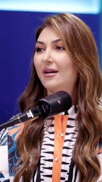 ⁨عبير سندر تكشف عن فترة بعمرها كرهت فيها لون بشرتها السمراء⁩
