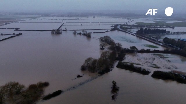 Tempestade Henk causa inundações e transtornos no Reino Unido