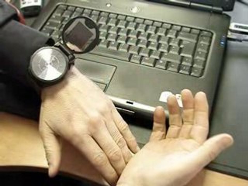 Montre telephone portable video