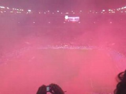 Psg PSG allez paris allez fumigène finale coupe ligue lens
