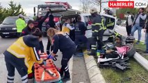 Hastane dönüşü feci kaza: Direksiyon başında fenalaşan sürücü direğe çarptı